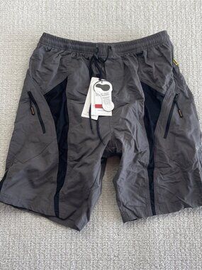 Santic M1203 Shorts Mens XL Gray / Black Padded Cycling Mountain Bike MTB NWT*